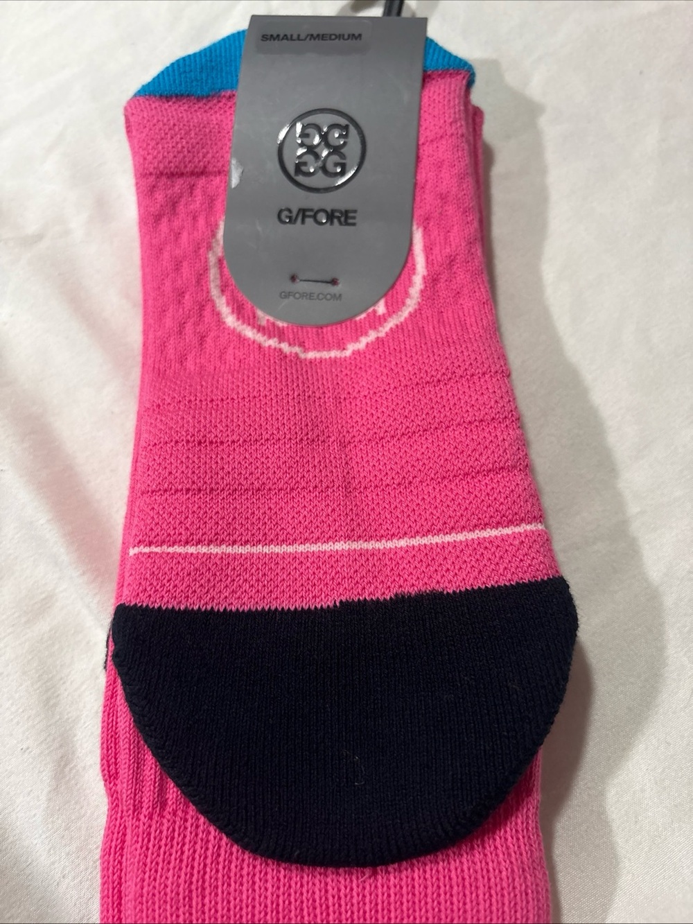 G/FORE Low-Cut Performance Socks in Pink, Black & Blue